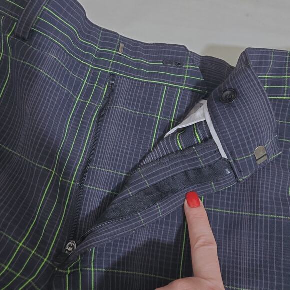 Under Armour | 34x29.5 Hemmed Storm Golf Plaid Pants with Bright Green Pattern - Picture 7 of 7